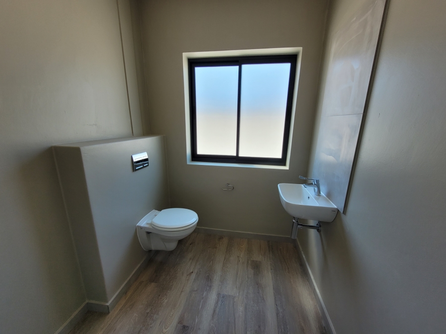 To Let commercial Property for Rent in Killarney Gardens Western Cape